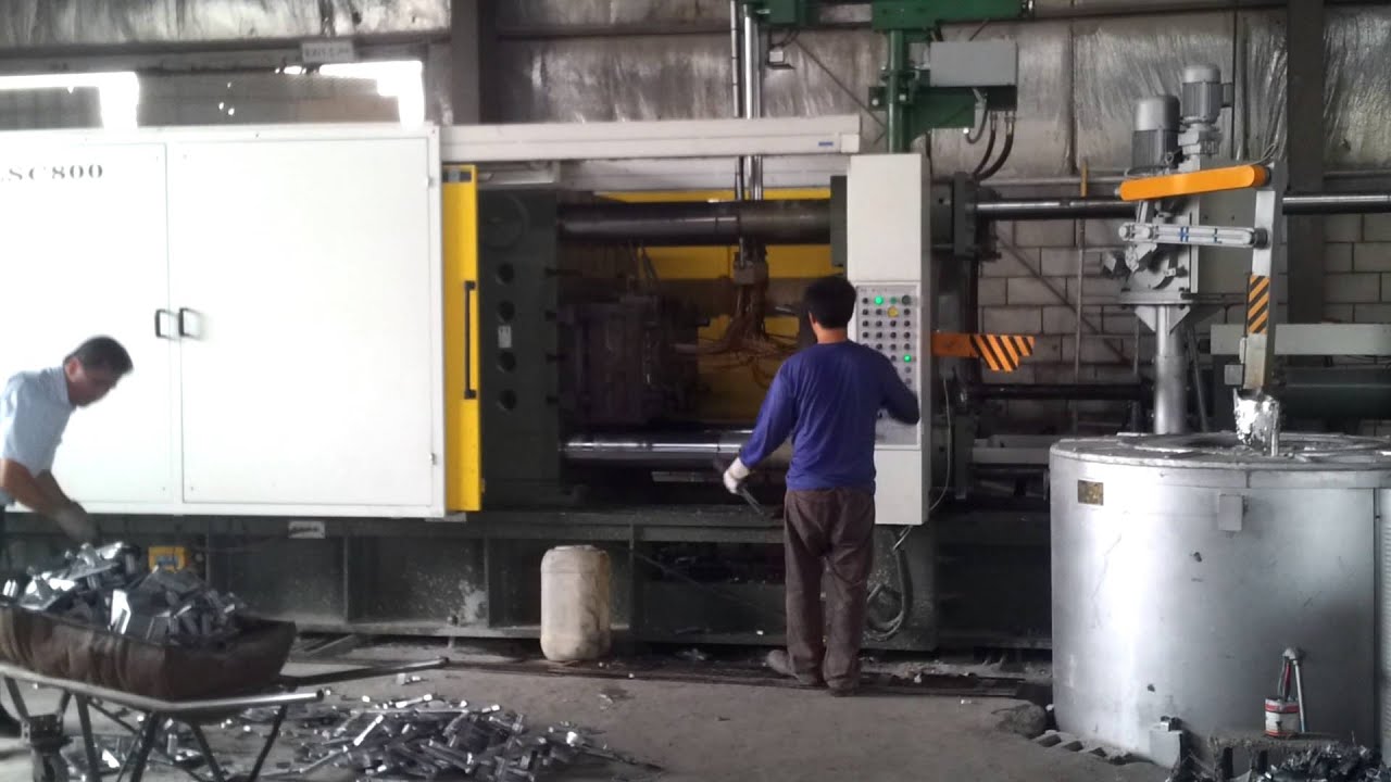 800T die casting machine running in our Saudi Arabia customer 20120404 100039