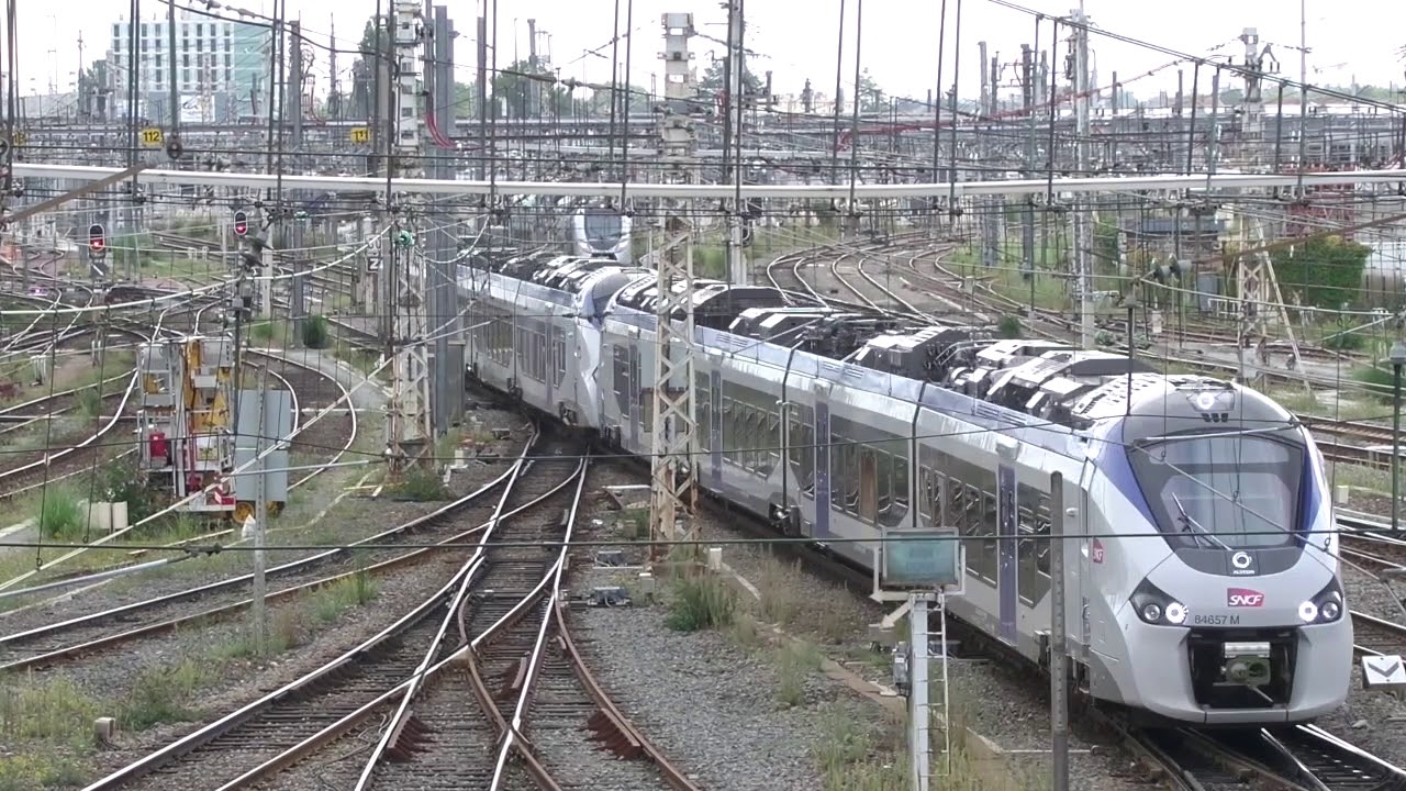 Time Lapse Bordeaux Railway - Voies de Sortie du dépôt. TER, TGV, Fret, manoeuvres ...