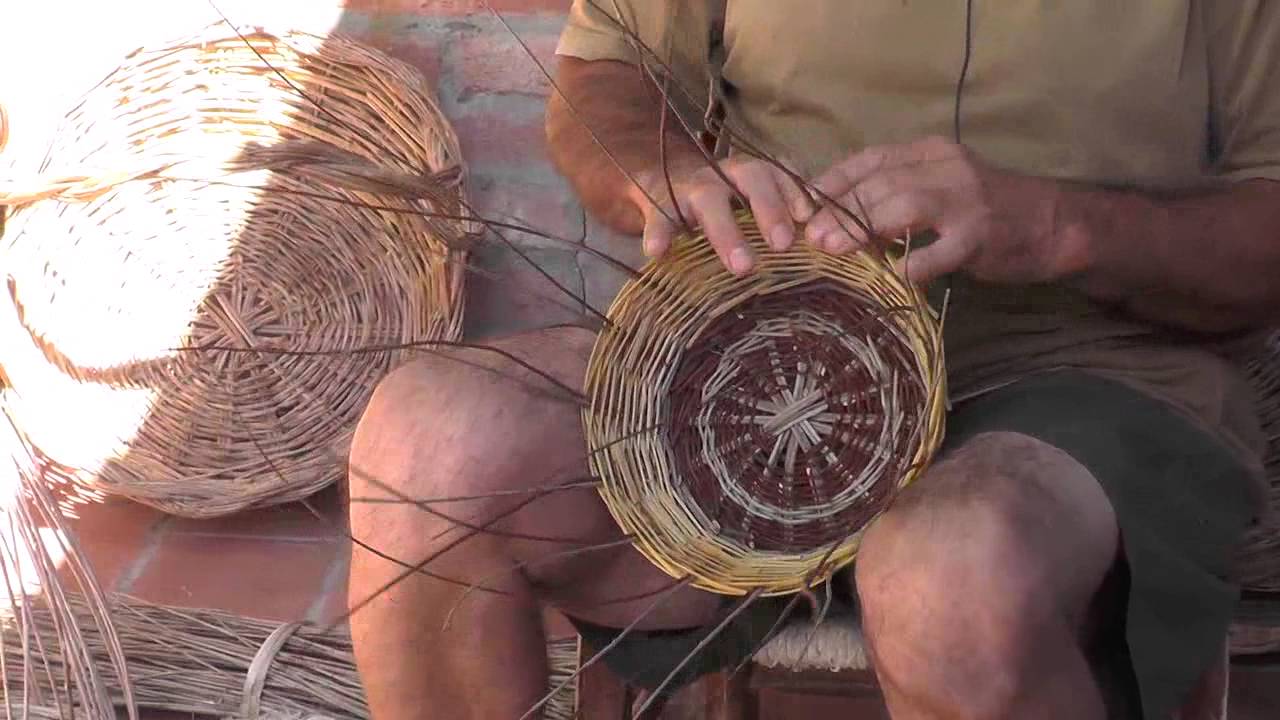 Antiche tradizioni e Mestieri il canestraio