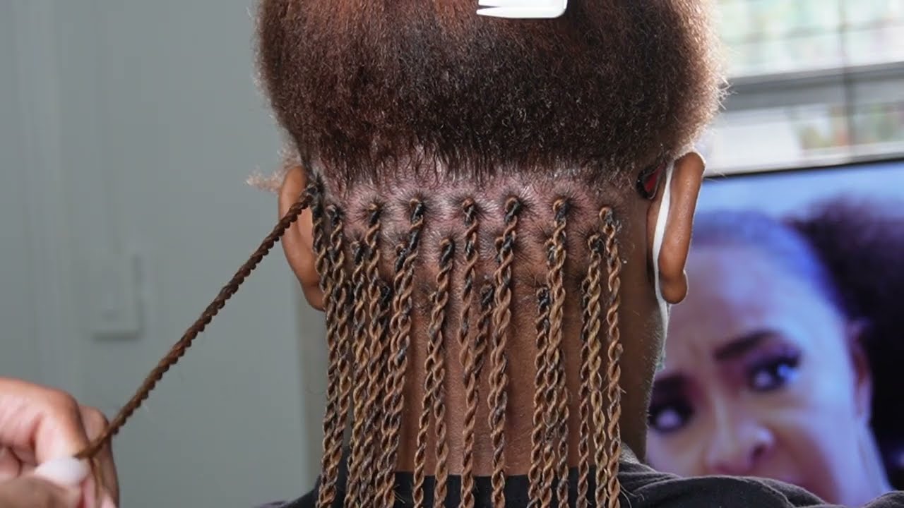 HOW TO START A SENEGALESE TWIST FROM THE ROOT | SINGLE TWIST SLOWED DOWN