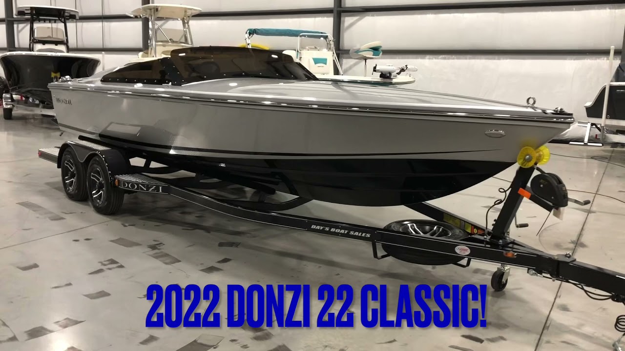 2022 DONZI 22 Classic with Mercury Racing 520!!!