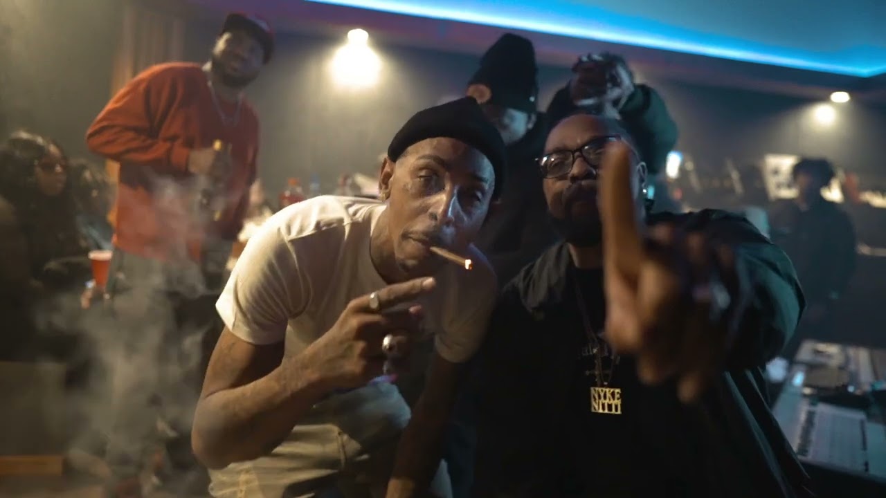 100 - MACKADOE, NYKE NITTI & LISCIO (PROD) BY NYKE NITTI