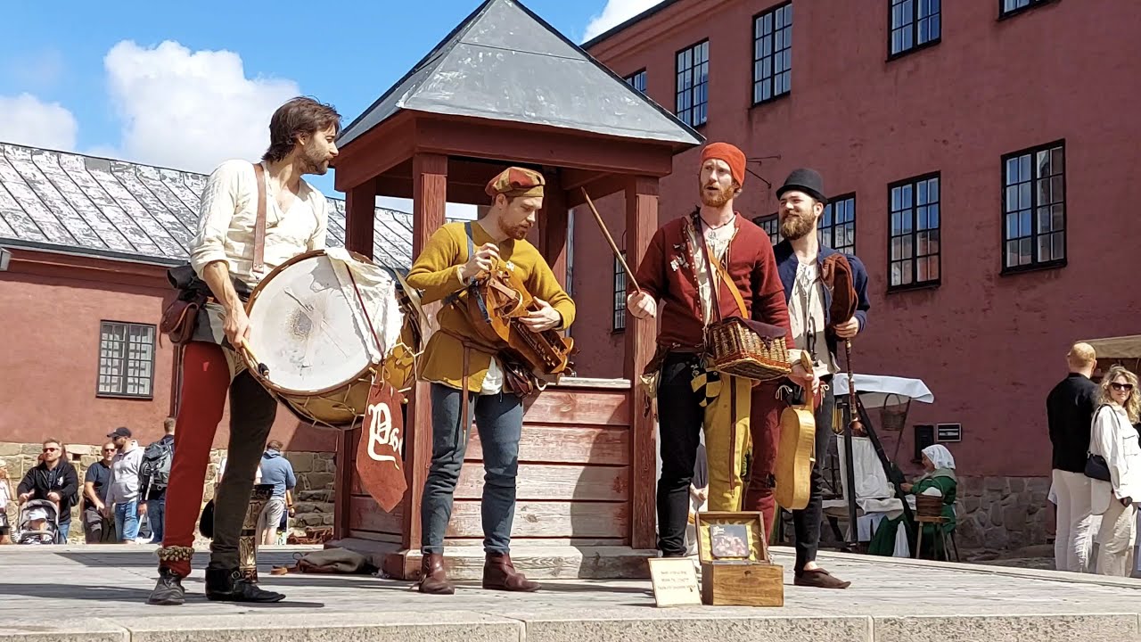 Live Medieval Music by Pøbel (Medeltidsdagar på Varbergs Fästning)