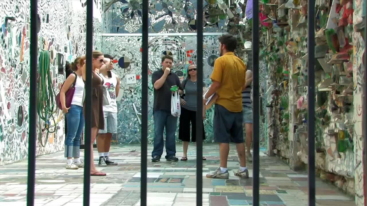 Mural Tours @ Philadelphia's Magic Gardens