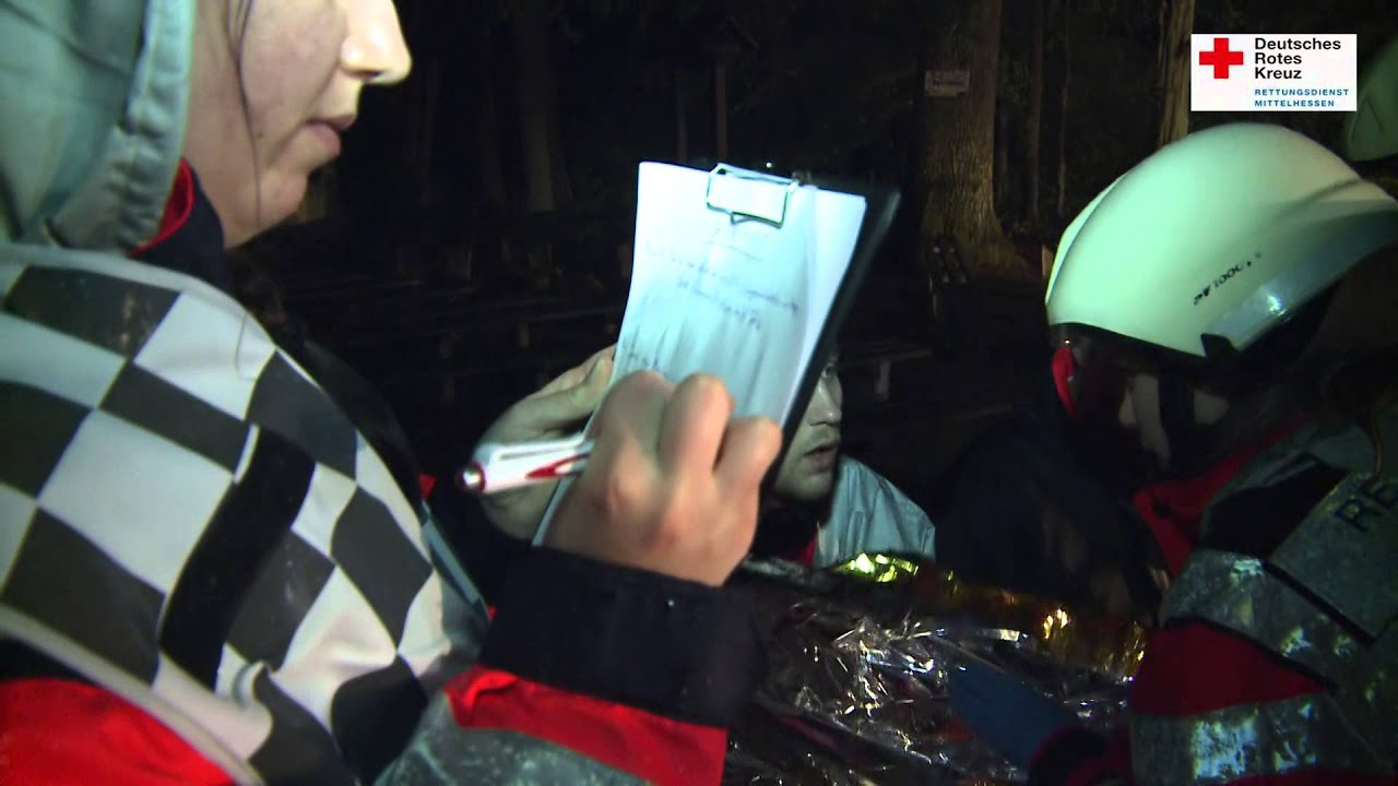 Abschlussübung der angehenden Rettungsassistenten im April 2014