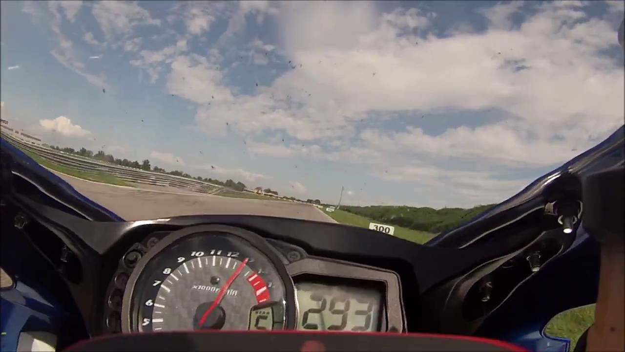 cremona circuit gsxr 1000 k7 on board 1.32,7