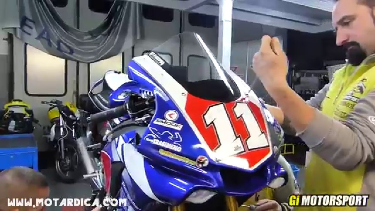 COMPARATIVA YAMAHA R1 2015 STK1000 vs R1 2015 S -Sub.ENG|ITA