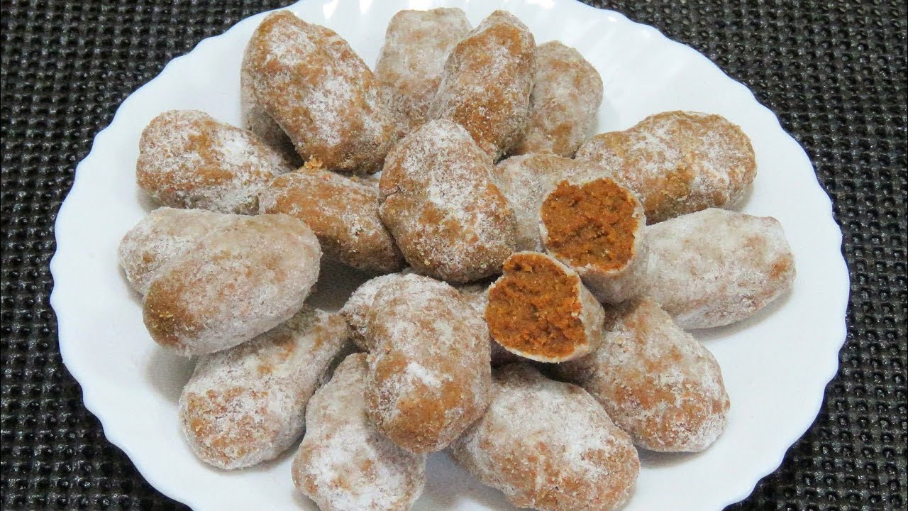 मथुरा के पेड़े बनाएं  सिर्फ 15 मिनट में बिना मावा बिना चाशनी  / Festival special peda recipe
