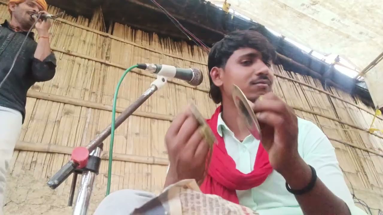 होली,