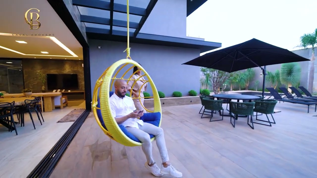 Mansão Cinematográfica em Vicente Pires Rua 10 - Condomínio de Luxo - Casal Brokers