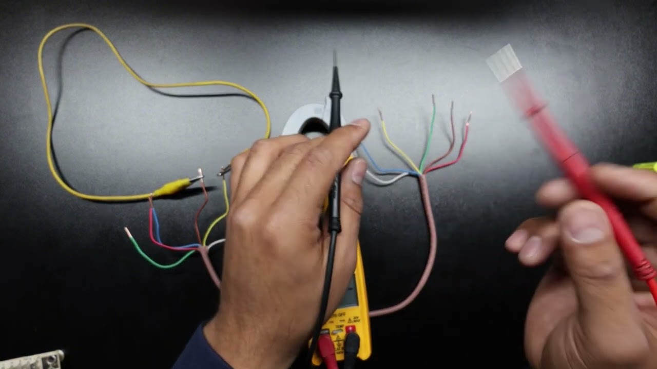 Cómo identificar cables de termostato sin colores usando continuidad.