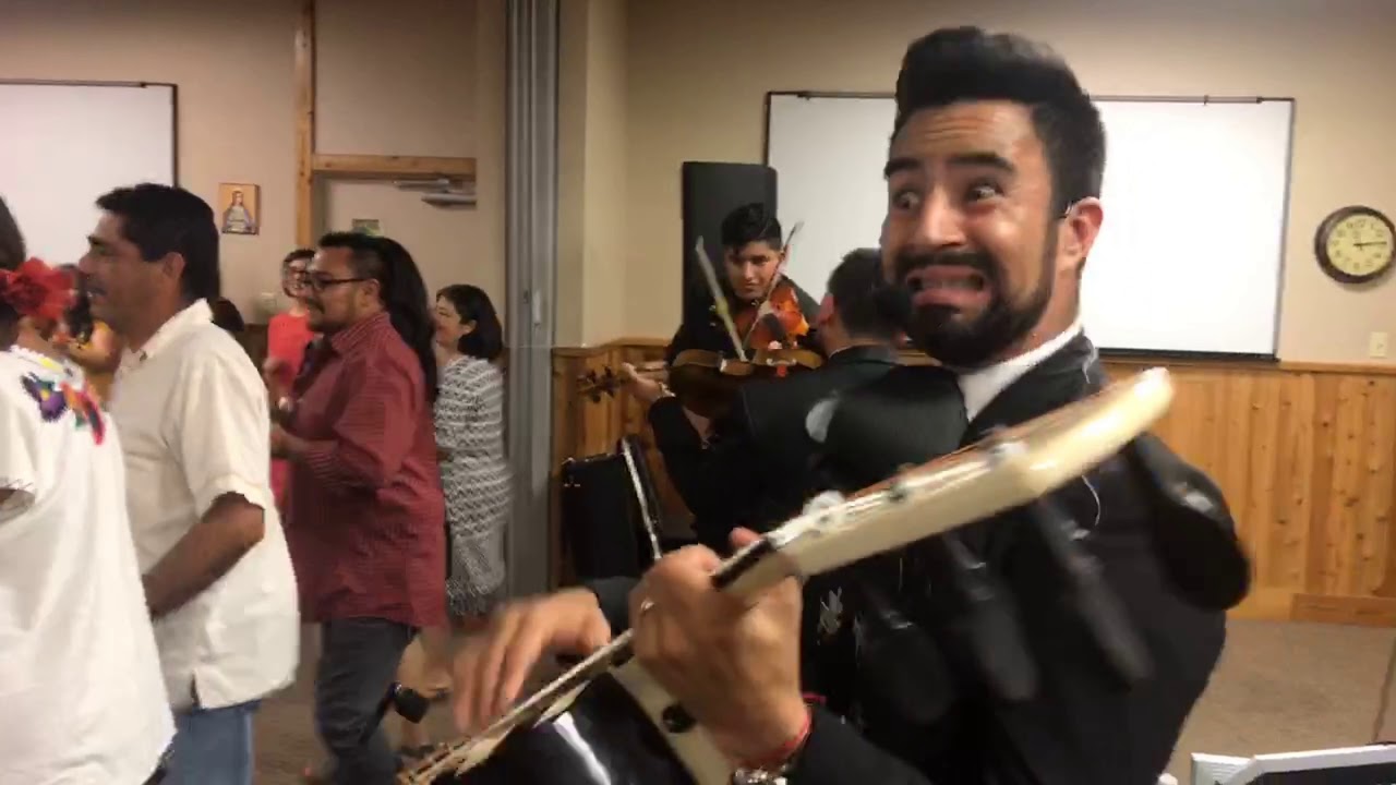 La chona / versión mariachi / mariachi fiesta / Balta show / el mejor ambiente / 469-230-8360