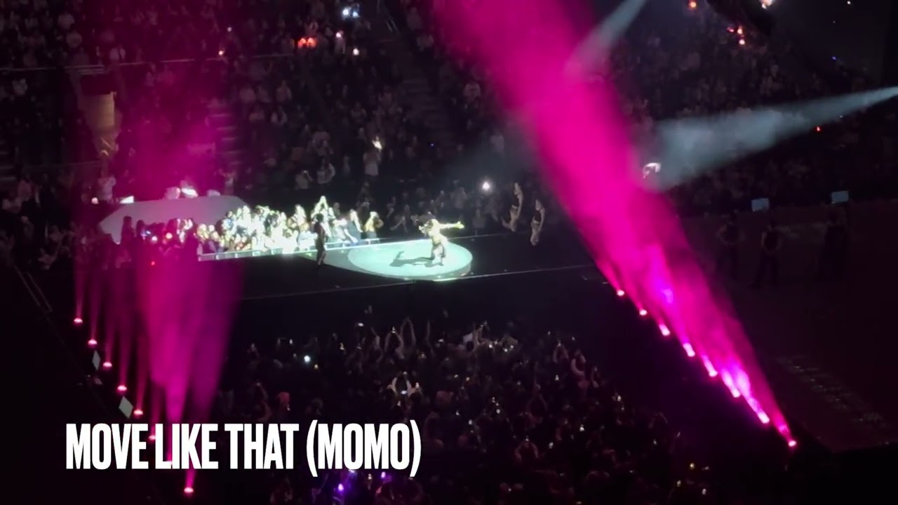 MOVE LIKE THAT (MOMO) - TWICE Live at Climate Pledge Arena in Seattle, Washington 1/14/2026