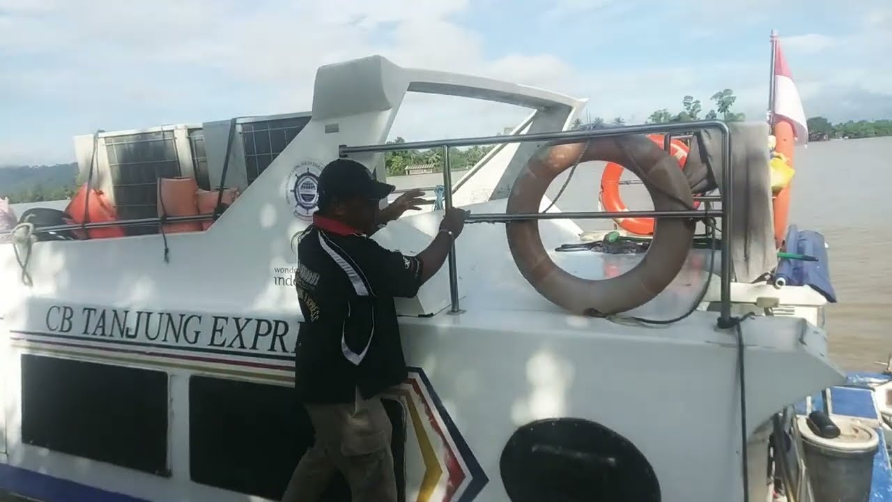 Detik detik speed boat Tanjung Express menuju ke Pelabuhan Kayan 2 Tanjung Selor