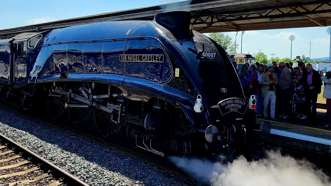 60007 Sir Nigel Gresley - Taunton - 3 June 2023 - Steam hauled train