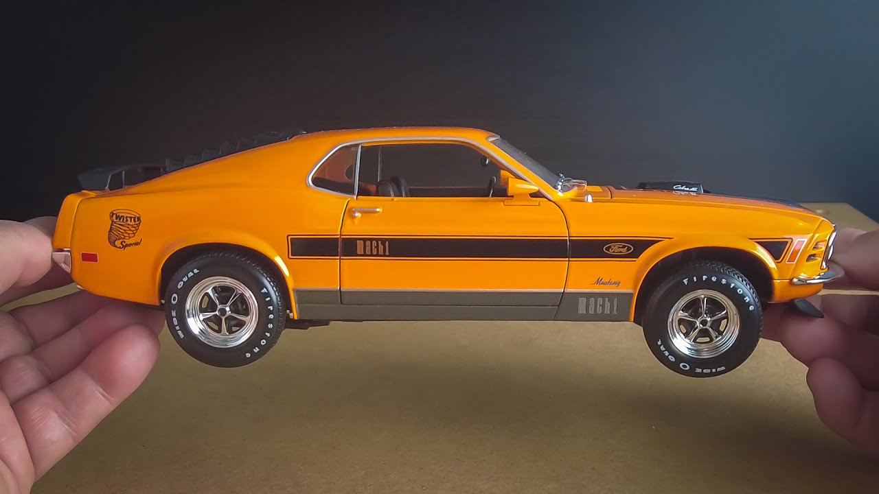 1970 Ford Mustang Mach 1 Special Edition 1:18 Scale Diecast Model Car Unboxing | Ford Performance