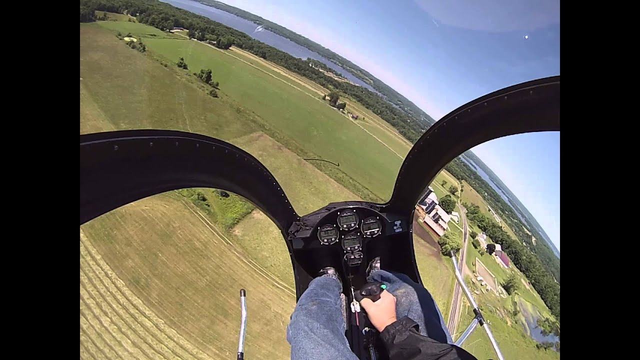 Mosquito Helicopter LOW and FAST around Lake