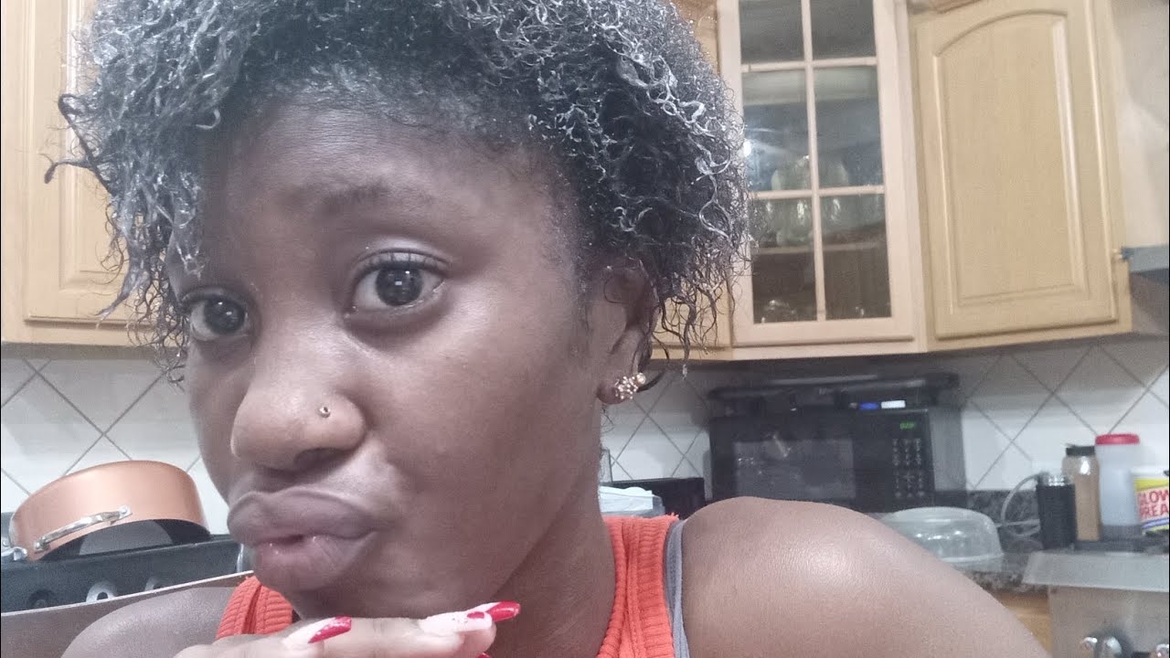 Come and wash my hair with me