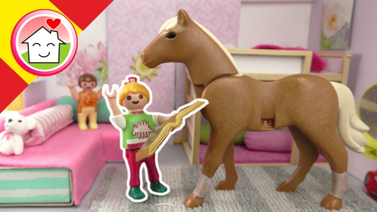 Playmobil en español Lena hace juegos de magia - La Familia Hauser