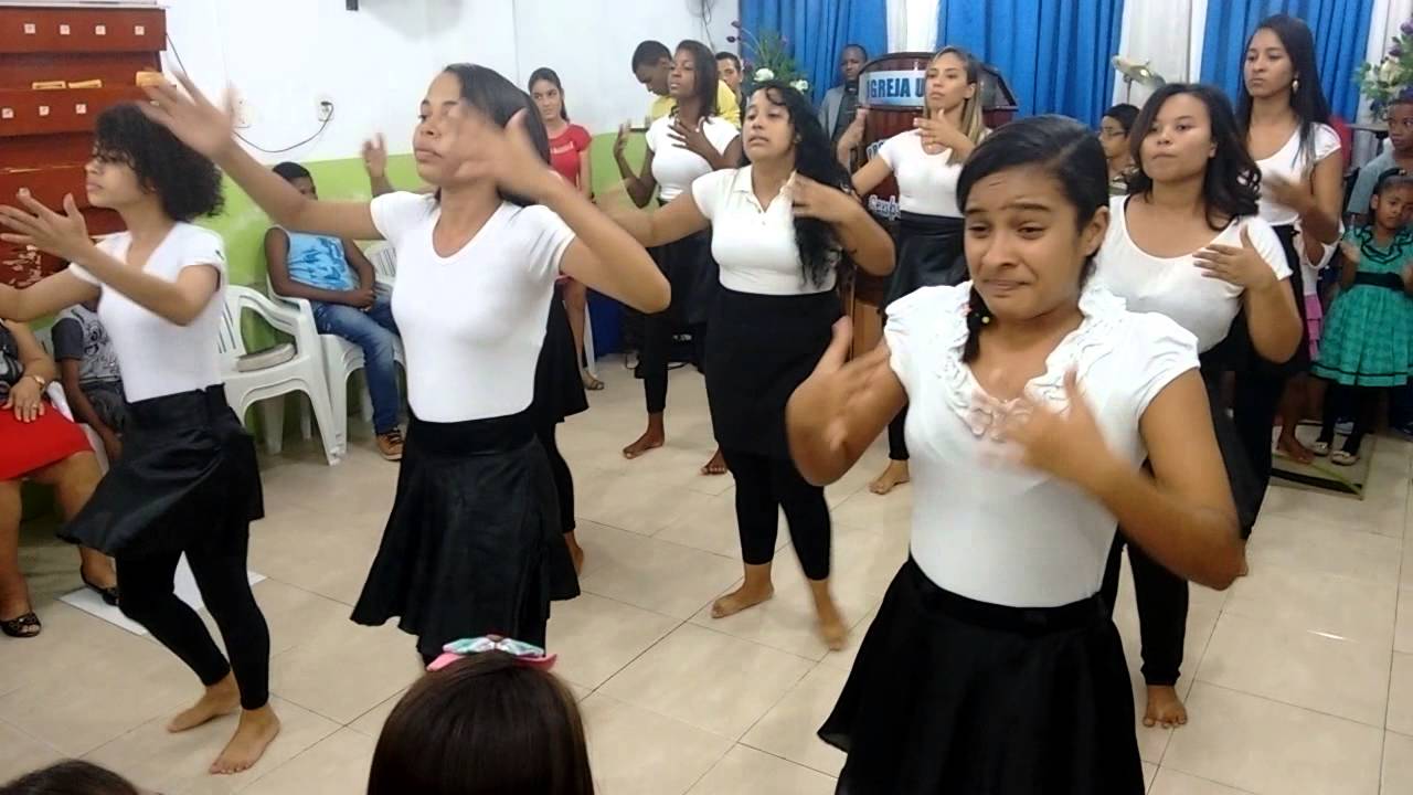 Voo da Águia Coreografia - Passa Jesus e (Jesus passou)!