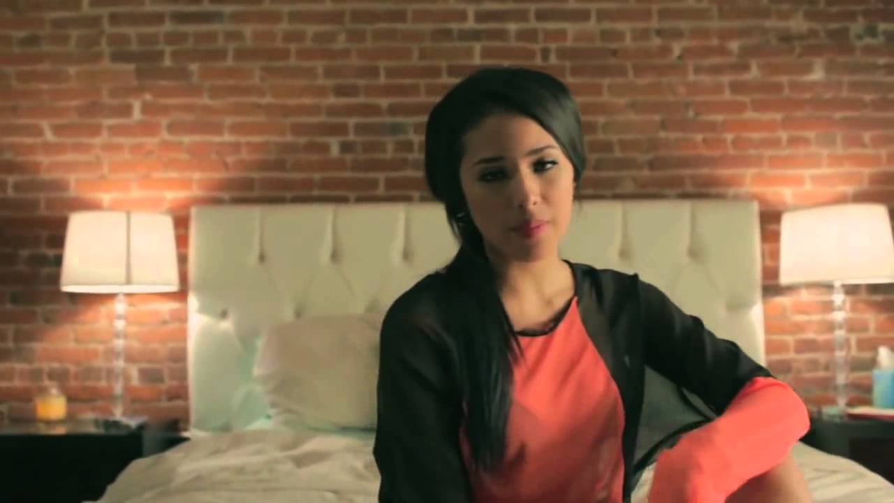 JASMINE VILLEGAS  JUST A FRIEND VIDEO UFFICIALE