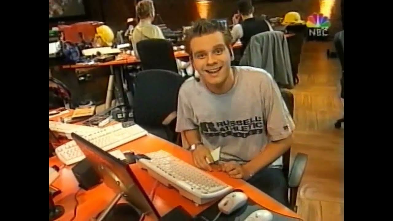 Etienne verspricht sich und grüßt Metzgerin | Giga Games