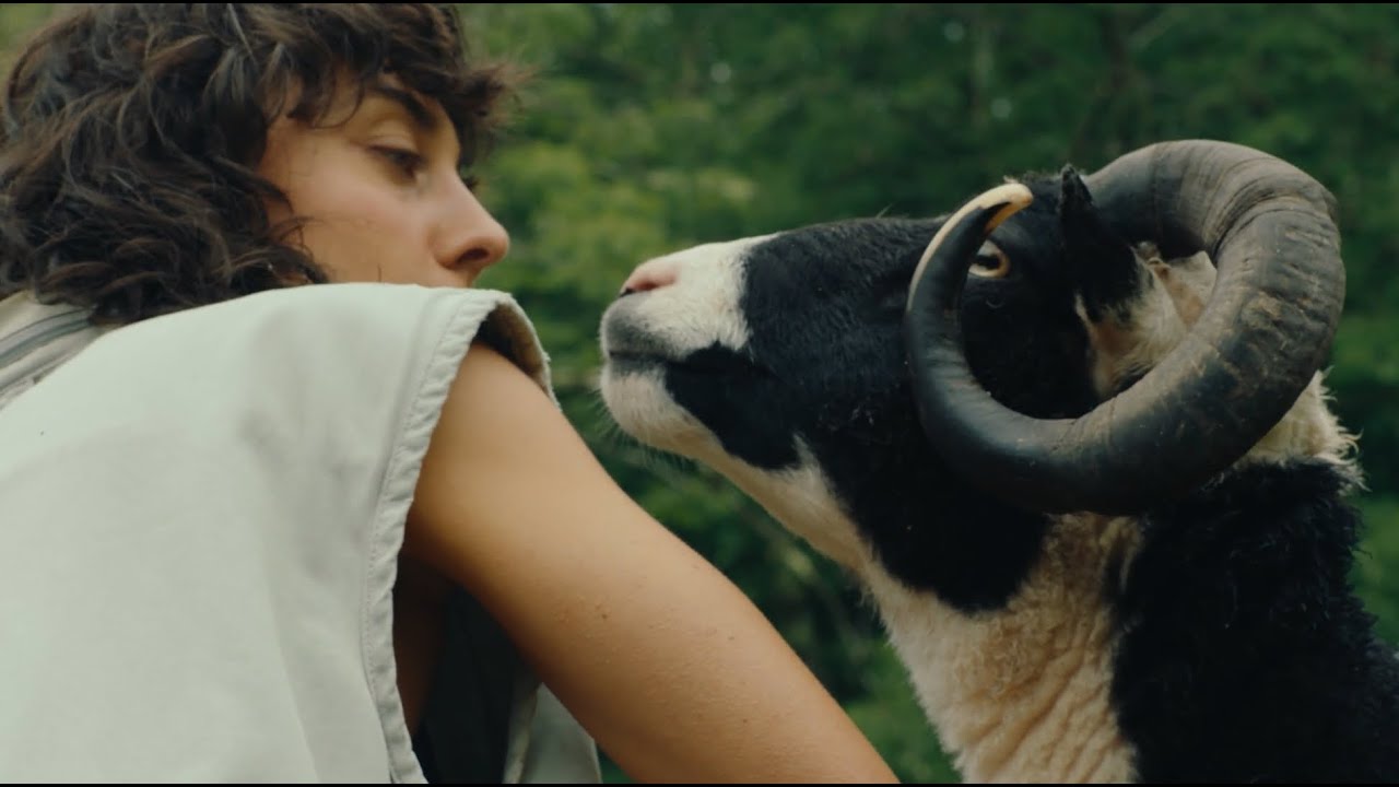 Lightning Rod - Chloe Southern (Official Music Video)
