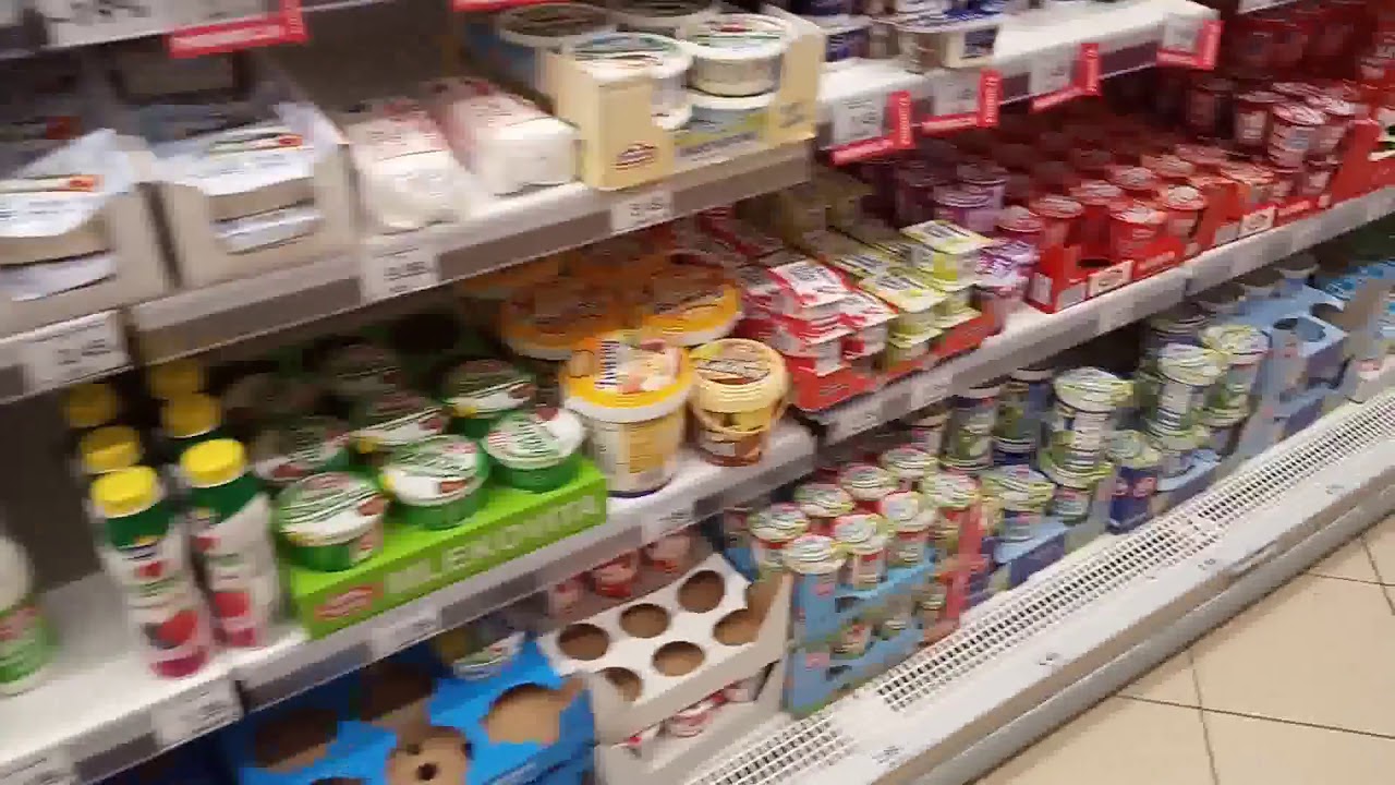 Polska praca 7, supermarket Dino