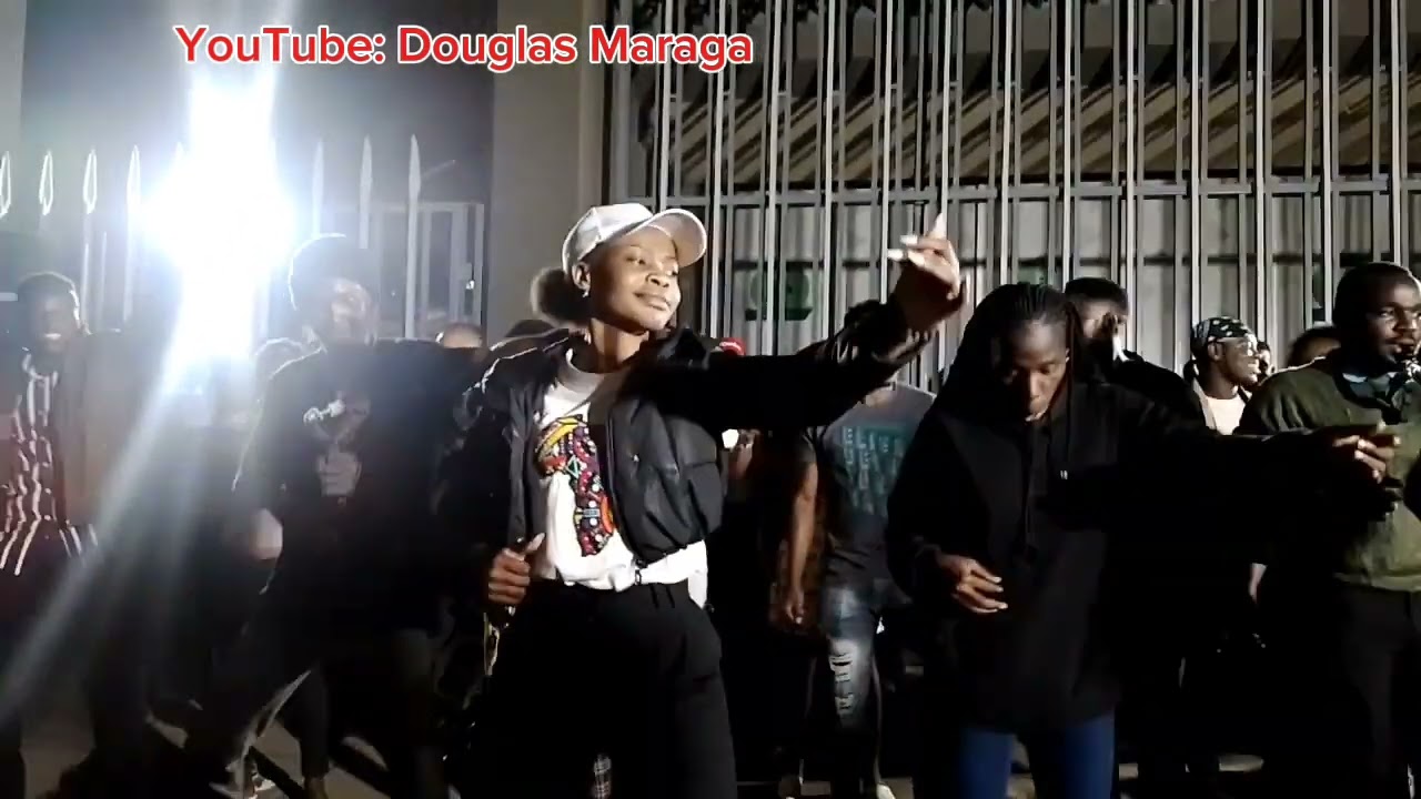 ONJULA PRAISE // Seben Praise Medley // Street Praise #DouglasMaraga #StreetPraise