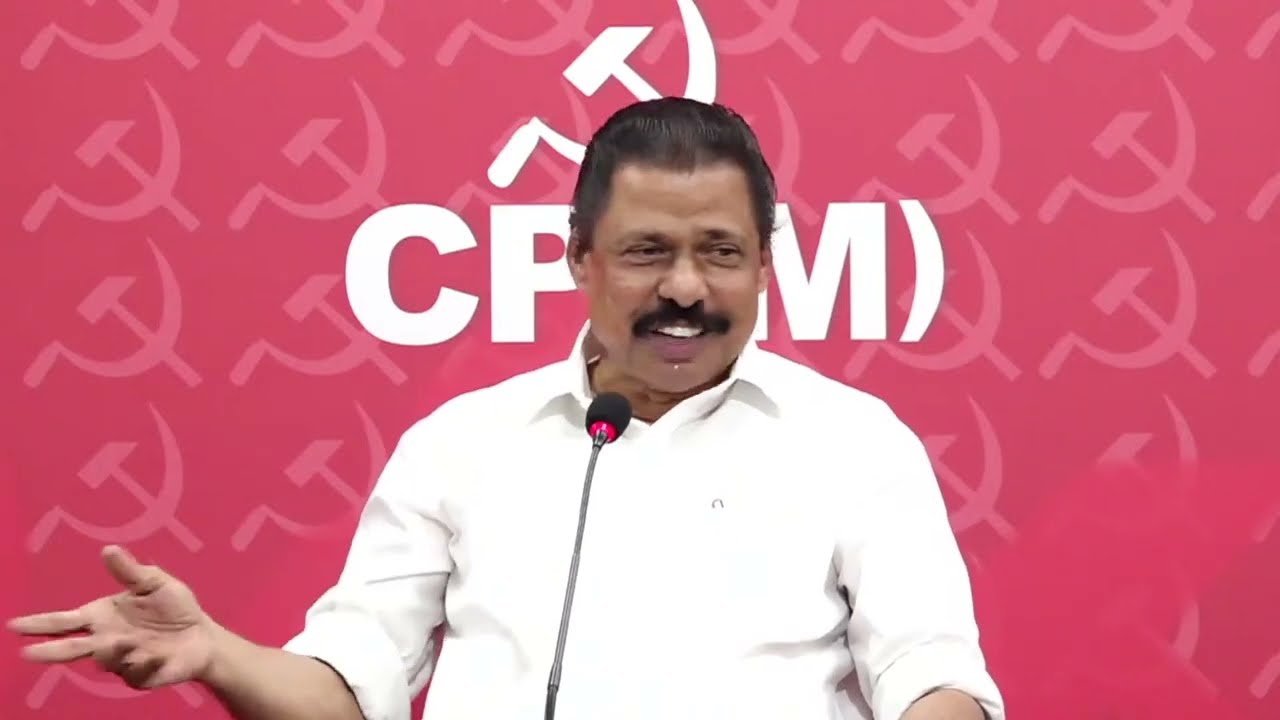 സിപിഐ എം സംസ്ഥാന സെക്രട്ടറി സ. എം വി ഗോവിന്ദൻ മാസ്റ്റർ എകെജി സെൻ്ററിൽ മാധ്യമങ്ങളെ കാണുന്നു.