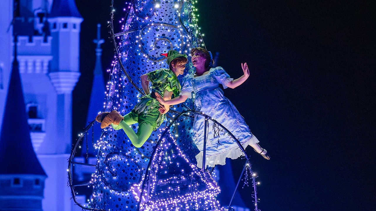 Peter Pan and Wendy Are Now FLYING in the Disney Starlight Parade at Magic Kingdom
