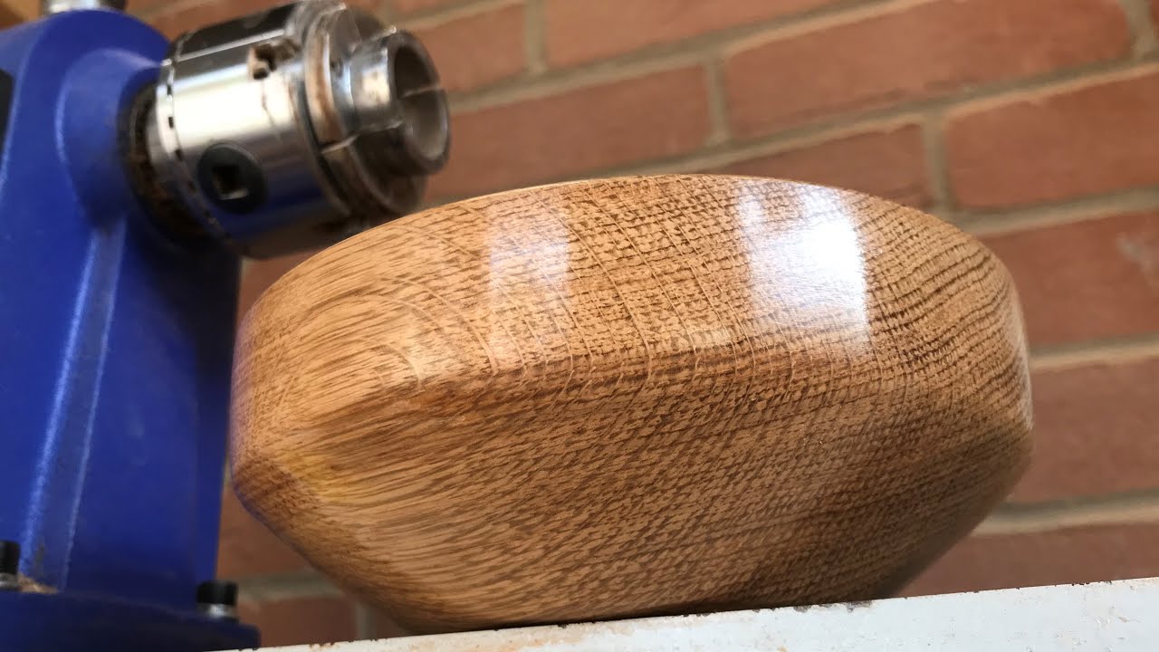 Woodturning Quarter Sawn Oak Bowl