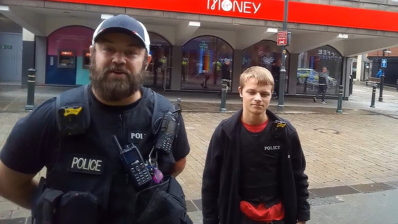 КАКОЕ ТЕБЕ ВТОРОЕ ИМЯ, СКОТТ? ⚠️❌️📷