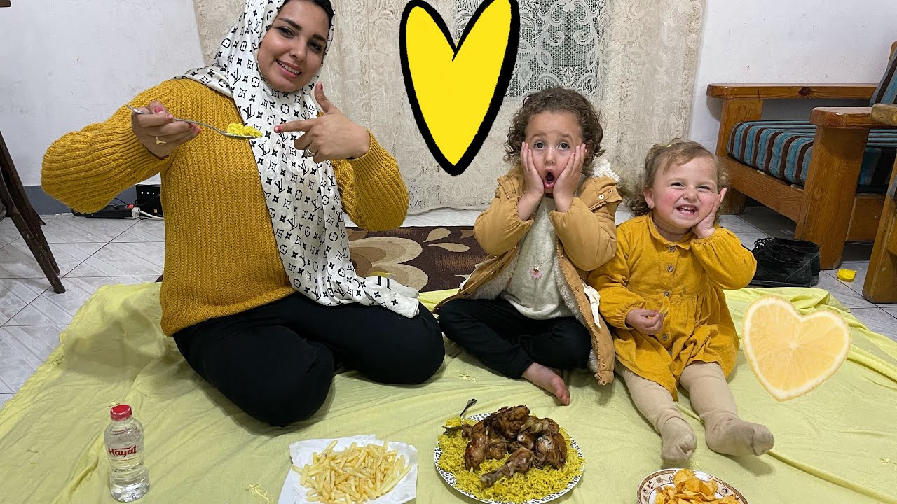 تحدي 24 ساعة بلون الاصفر - فطار - غداء - عشاء - تحدي - لعب - حلويات - نوم