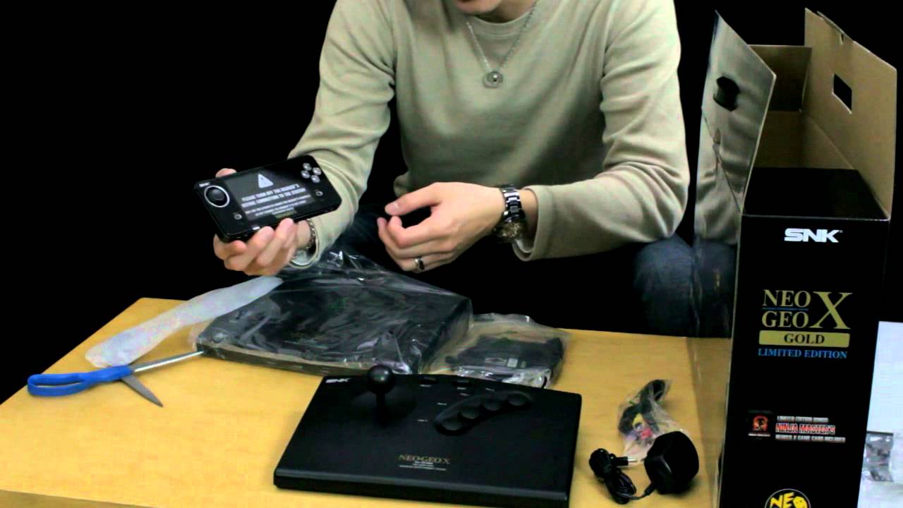 NEOGEO X Gold Limited Edition Unboxing Video + General Tips