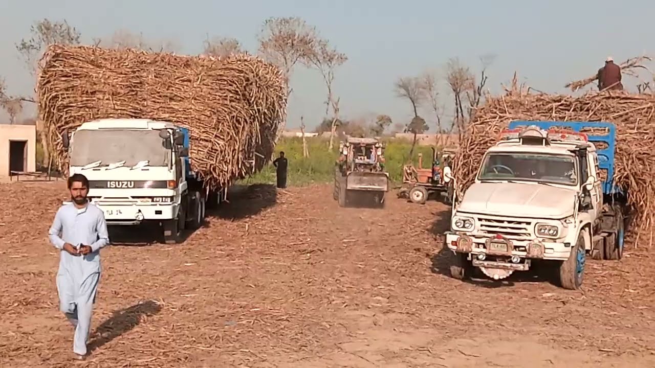 #Dangerous #tractor in #nissan #22 wheeler #loaded #level in the #balance #Punjab #Farming 