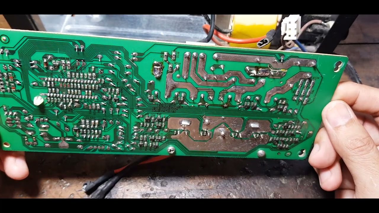 THAY ACQUY LỚN CHO UPS CÓ ĐƯỢC KHÔNG