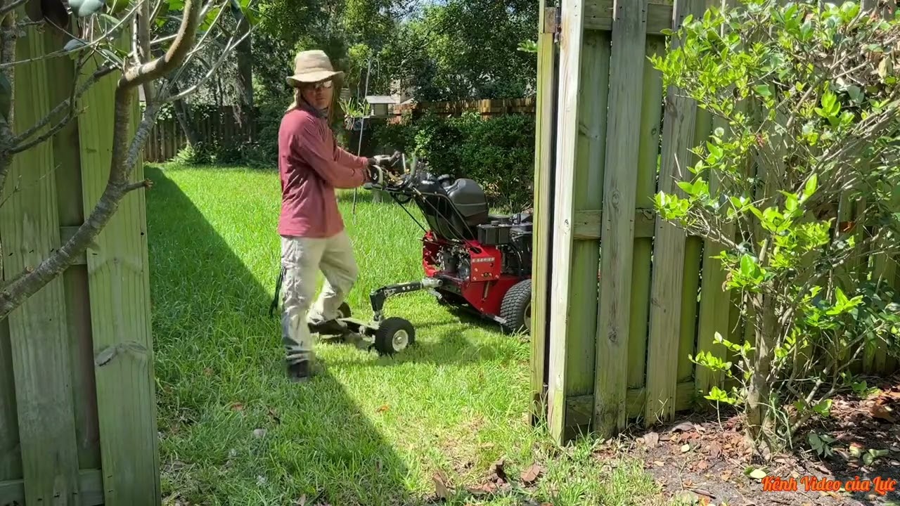 Turf tracer 48 inches is mowing thick grass re-upload