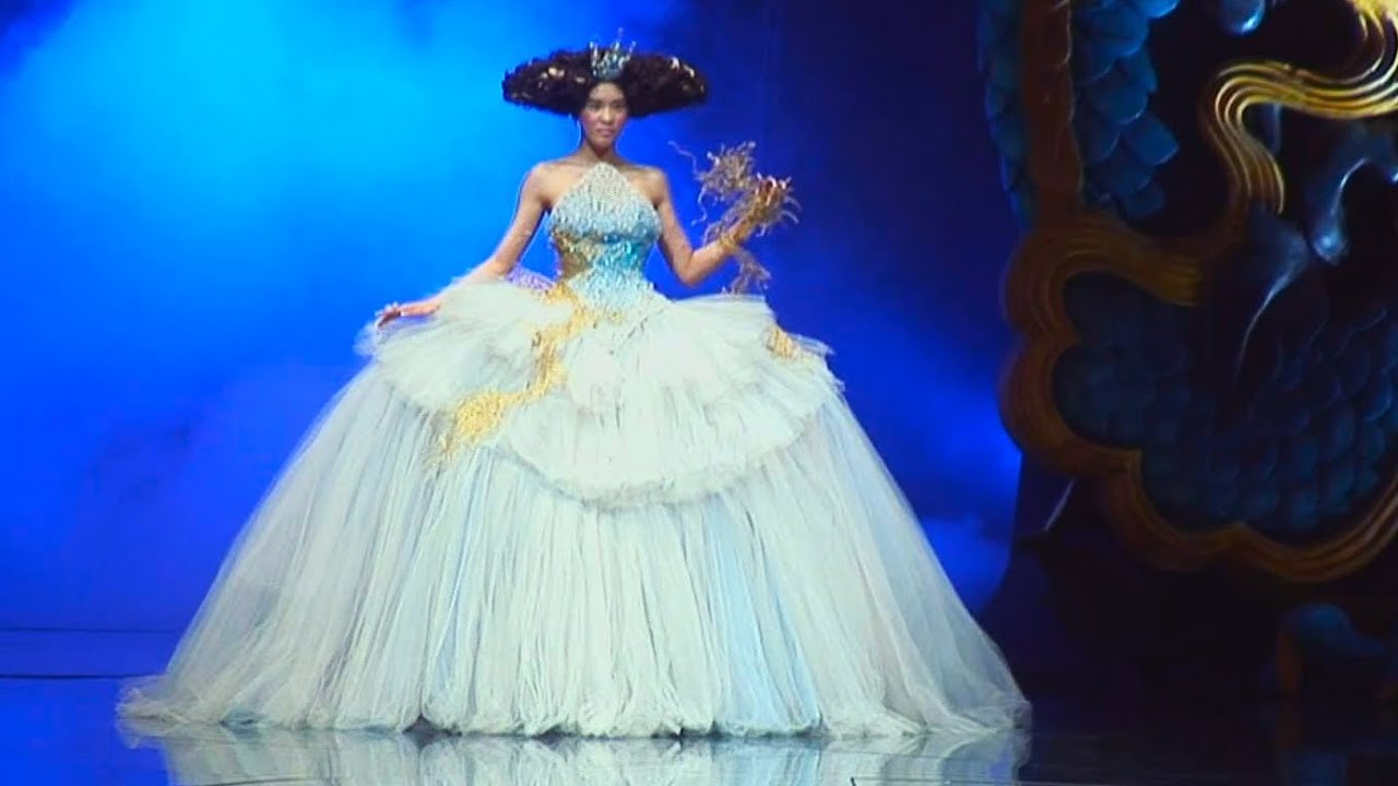 Legend Of The Dragon - Couture Fashion Show by Guo Pei in China | FashionTV