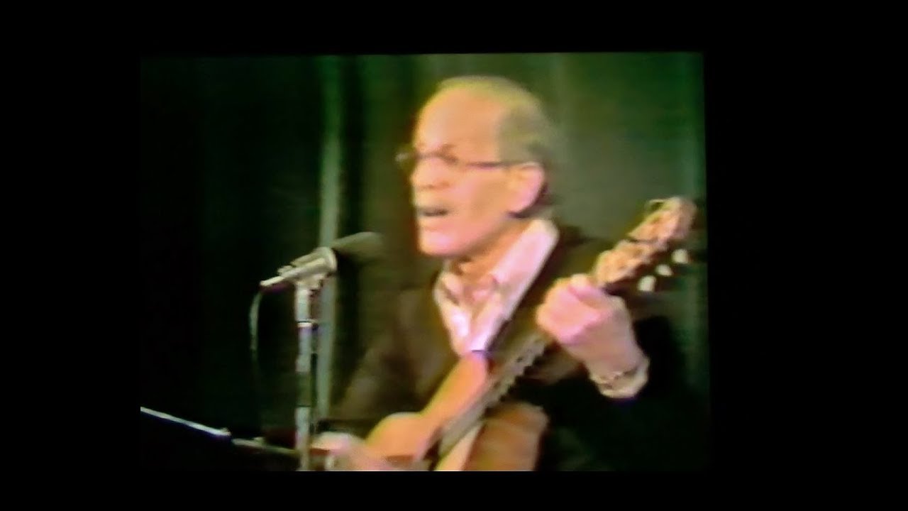 ROBERTO MUROLO  