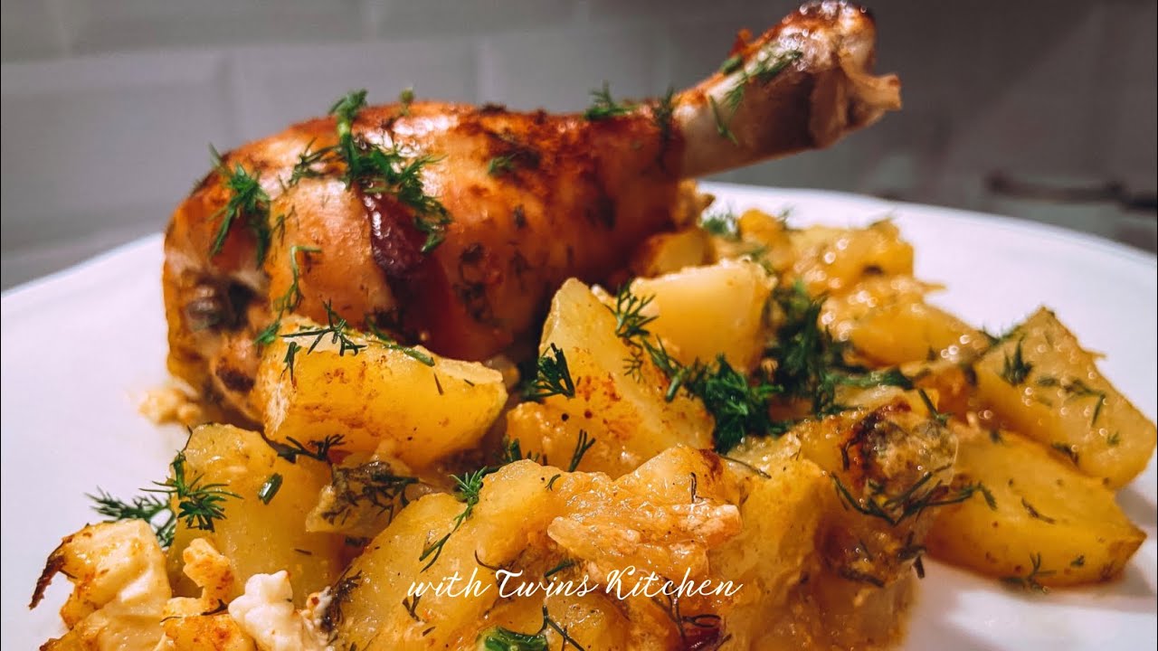 Нежнейшая курица с картошкой запечённая в духовке🍗Быстрый рецепт,ароматное мясо,просто класс!