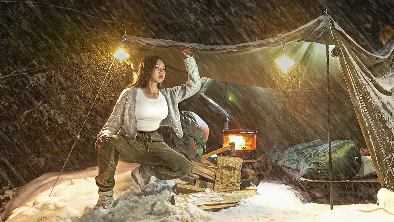 МЕГ С ДРОВОЙ ПЕЧЬЮ В ГОРЯЧЕЙ ПАЛАТКЕ ❄️ КЕМПИНГ ASMR