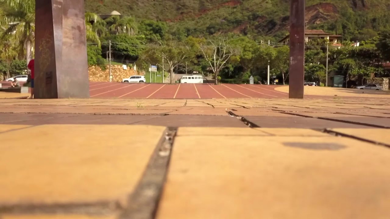 Pra&ccedil;a do Papa e Serra Curral Del Rey - Belo Horizonte