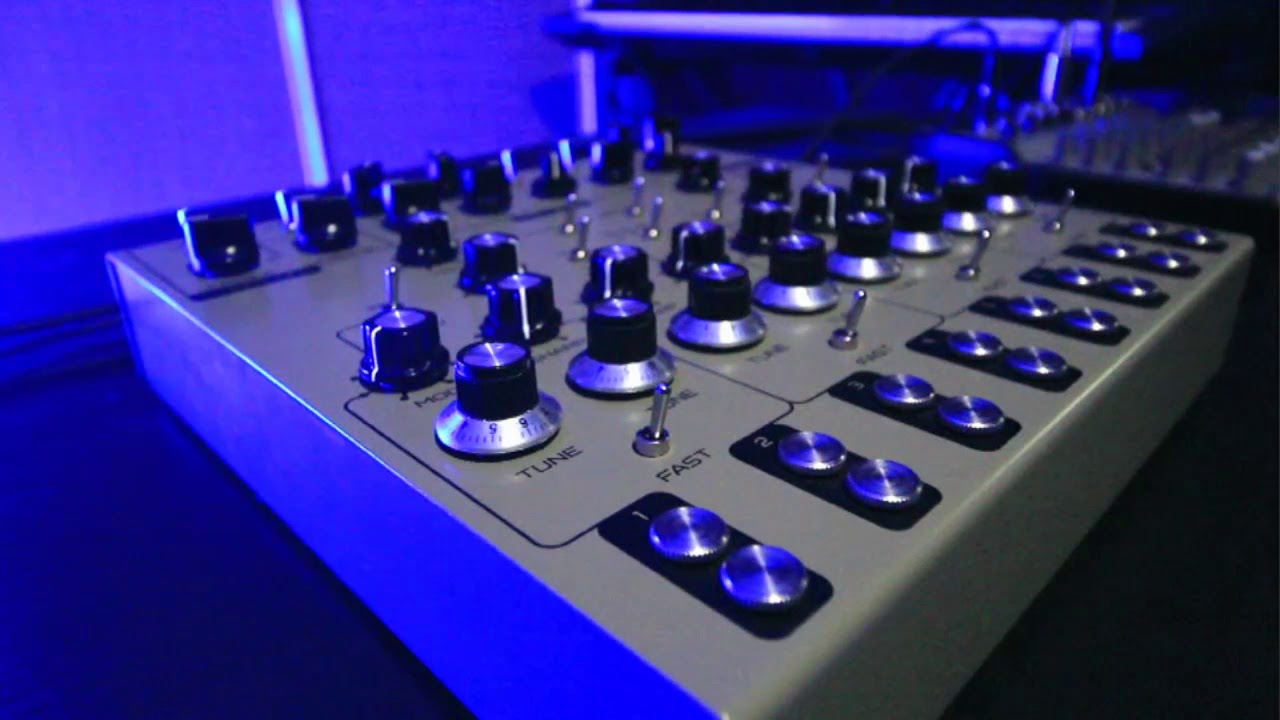 Soma Lyra 8 - Hyper Lfo Sequence - Ritual Meditation - Organismic Electronics