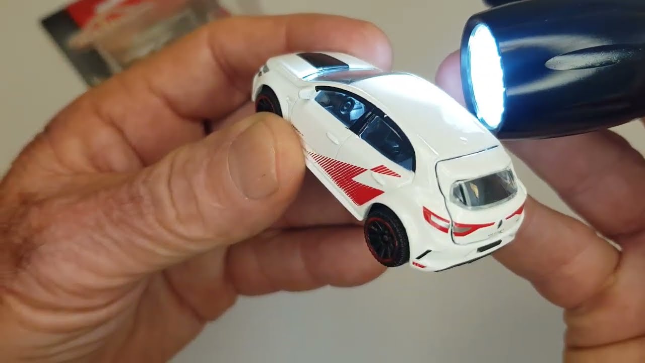 Majorette Premium Cars RENAULT Megane R.S Trophy-R - 1:63 Ref: 222F ano  da fabricação: 2022.