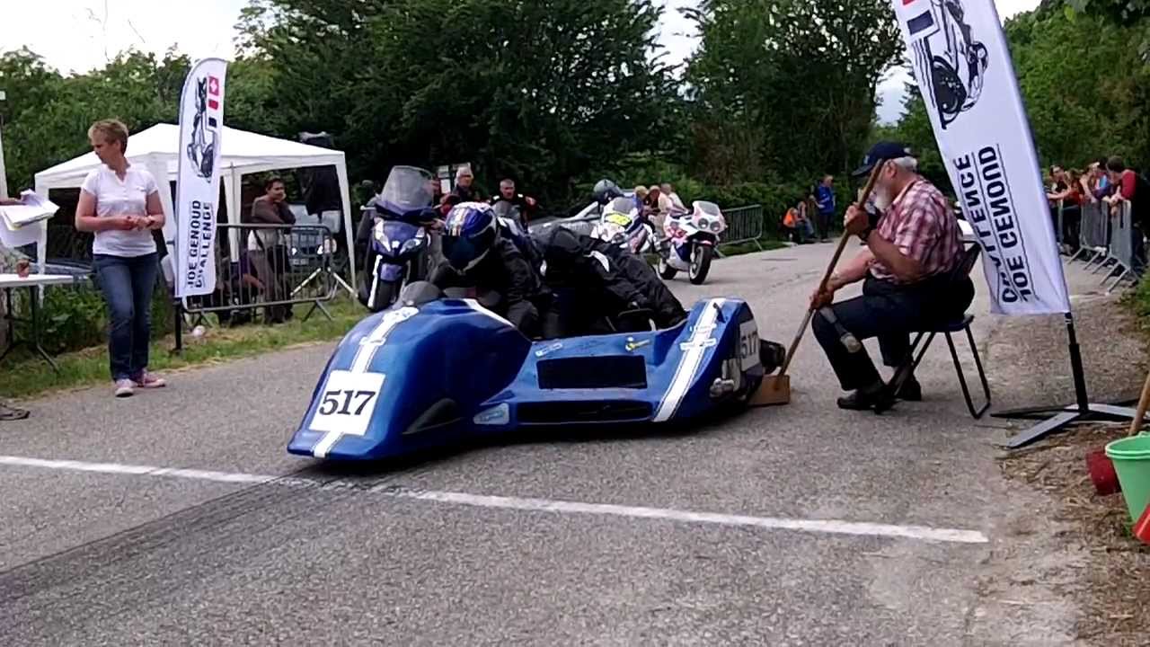 Ligne de départ course de côte moto de chanaz 2012 part 2