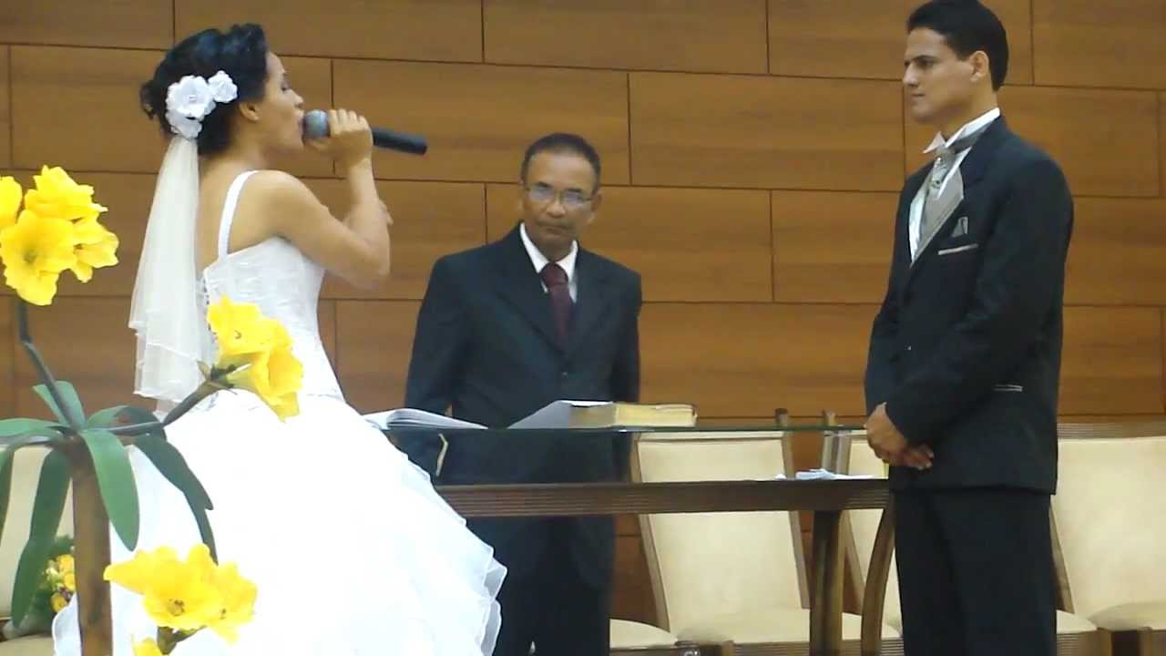 Noiva Cantando Que Bom Que VC Chegou (Ester Milena e Wildson )