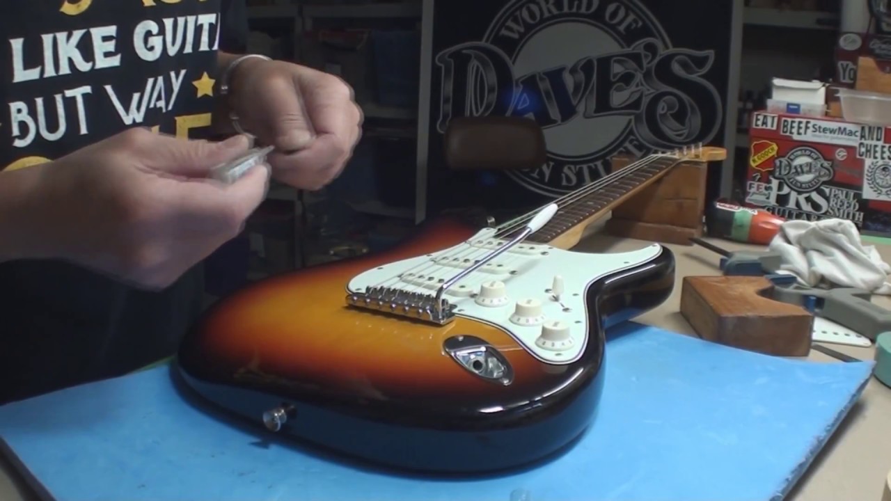 Vintage Fender Stratocaster Reissue