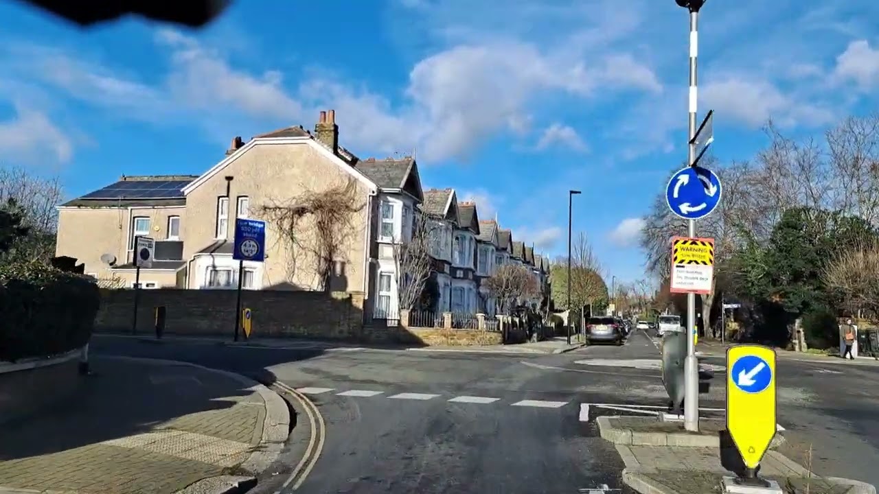 Hanworth Road (Hounslow) to Great Western Road (Outer London)