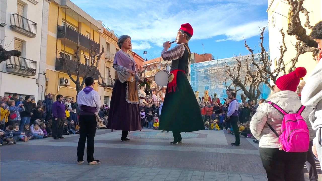 Ball dels Gegants de Castellbisbal! - Passejada de Gegants de Catellbisbal